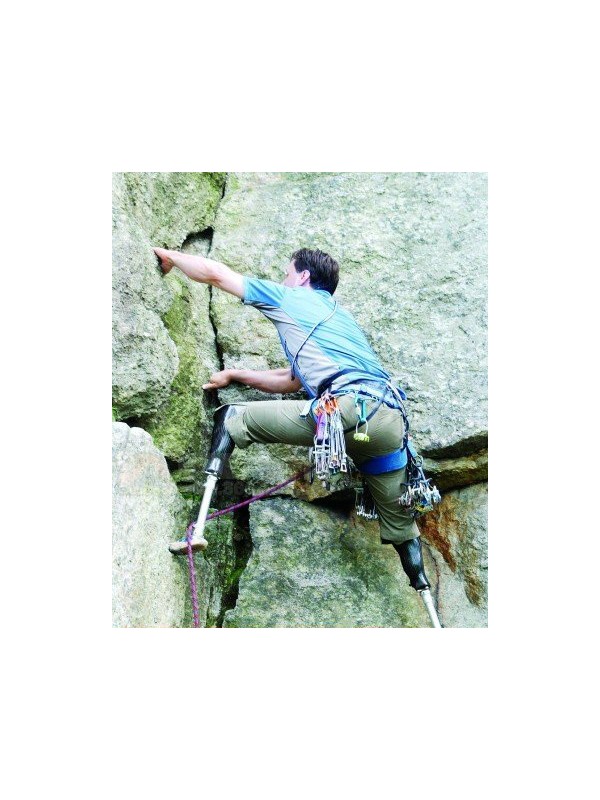 美国无腿男人挑战极限运动攀岩