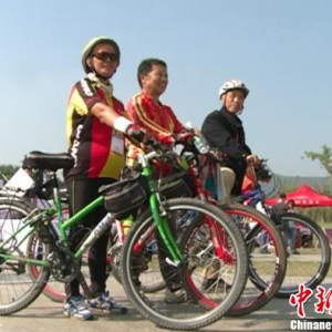 南京不老“骑士”单车环游台湾15天