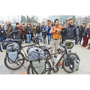 瑞士小伙骑行17个月完成自行车环球之旅