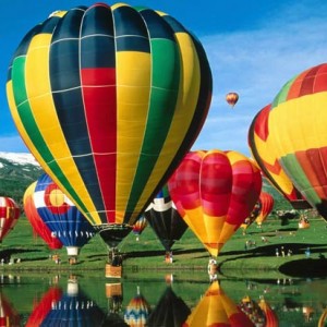 6万元买热气球圆飞行梦 扬州2人拿到飞行执照